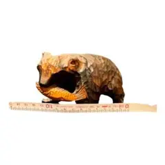 木製クマの彫刻 約12cm