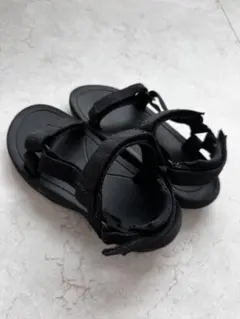TEVA ブラックサンダル 約17〜18㎝