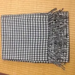 美品 千鳥模様 白黒 ストール 大判