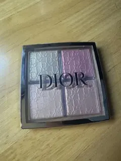 Dior バックステージフェイスハイグロウパレット 004