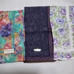 Valentino Rudy フラワープリント ハンカチ　メンズハンカチ