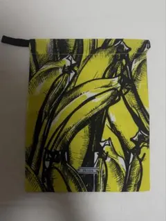 PRADA バナナ柄 ポーチ