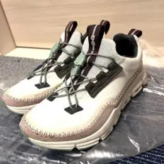 プラダ クラウドバスト ニットスニーカー ラバーベルクロ ゴールド