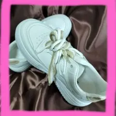 韓国　厚底スニーカー　白✕ベージュ　Mサイズ（30分ほど使用）