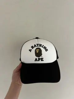 A BATHING APE メッシュキャップ ブラック×ホワイトのサムネイル
