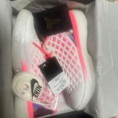 Nike Kobe 3 low Sail/Sail-Hot Punchのサムネイル