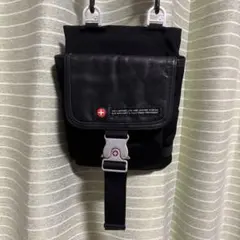 TOUGH タフ　ショルダーバッグ　ボディーバッグのサムネイル