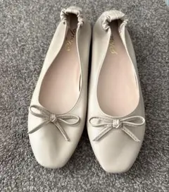 【新品】フラットシューズ　セスト