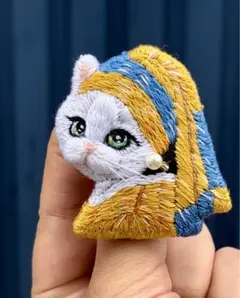 猫のブローチ　猫ブローチ　猫刺繍　刺繍ブローチ　ハンドメイド　刺繍