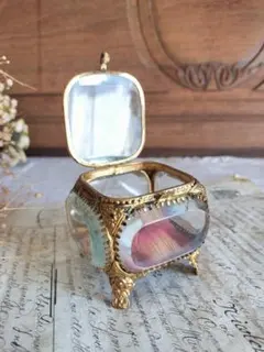 Item thumbnail for item 85d6a411-b5ac-41a7-bb6d-c9c89e13aece