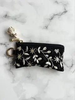 インド刺繍リボン　花柄ポーチ 10cmファスナー使用　リップ入れ