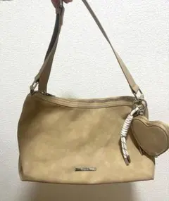 Chico スエード風 ショルダーバッグ ハート型ポーチ付き