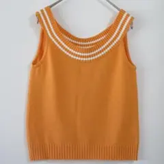 【美品・未着用】キュートなオレンジ色のノースリーブニット☆純日本製☆