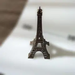 Item thumbnail for item 114742c4-8064-4ebe-949c-650a5bc0ce3a