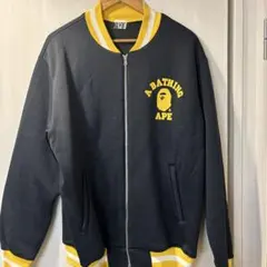 A BATHING APE スタジャン 黒/黄色