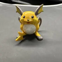 ポケモン　ライチュウ 初期モンコレフィギュア