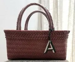 Item thumbnail for item 79e59940-6a08-4e86-8f23-4cfd95f5bf6e