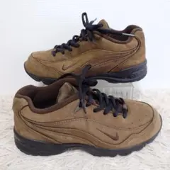 NIKE ナイキ スエード スニーカー 靴 23cm レディース ブラウン 茶色