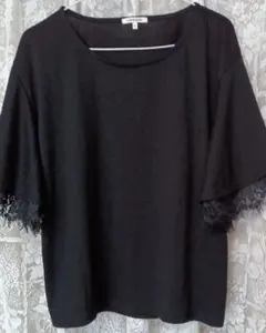 おしゃれTシャツ　黒　袖フレア　ボートネック　Lのサムネイル