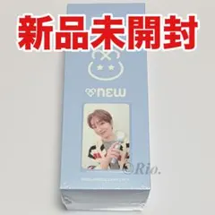 SHINee ONEW オニュ ペンライト 特典トレカ付き トレカ付き オニュ 公式 ペンライト withmuu特典 ONEW SHINee - メルカリ