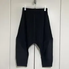サイズ2 26ss1月オムプリッセイッセイミヤケ変形パンツ黒 - メルカリ