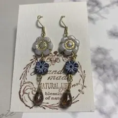 ハンドメイド　ピアス
