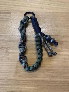 パラコード ハンドストラップ カモフラ柄 カーキ ブラック スマホ・鍵用