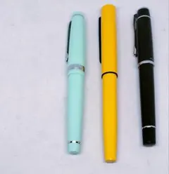 Item thumbnail for item 7215de3c-8789-4803-a07f-357dcdf2a182