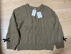 ニット　セーター
