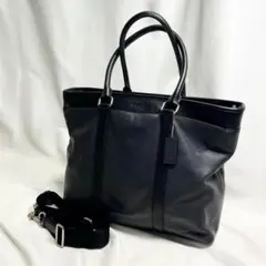 2025年最新】コーチ 紺 バッグの人気アイテム - メルカリ