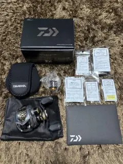新品 ダイワ 25スティーズ LTD CT 70XHL＆KTF フィネススプールのサムネイル