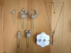 星形装飾のヘアアクセサリーとネックレスとピアスセット