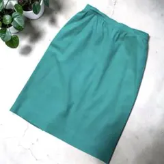【高級】GIVENCHY GLAMOUR ウール100% スカート 15サイズのサムネイル