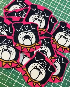 ブルドッグ 布シール 20枚‼️ハンドメイド 雑貨　シール　ワンちゃん