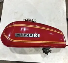 純正 SUZUKI ガソリンタンク 赤　GT250 鍵無し 旧車 2026年最新】Suzuki バイク タンクの人気アイテム - メルカリ