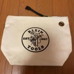 Item thumbnail for item 7b3985a9-eeb5-4e76-ad7b-f57d2fa642cc