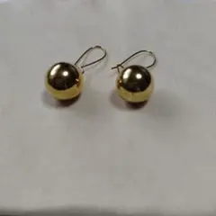 ゴールド ボール型 フックピアス 金メッキ