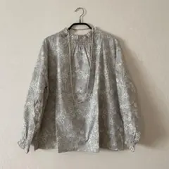 新品タグ付✨sosotto♡リバティ♡パトリックゴードン♡シャーリングブラウスのサムネイル