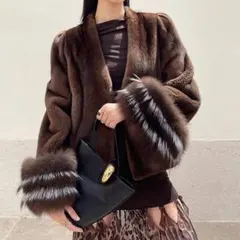 【新品未着用】ファーコート ショート丈 毛皮コート ミンク ノーカラージャケット