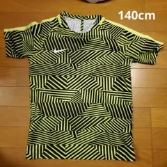 Nike ストライプデザイン Tシャツ