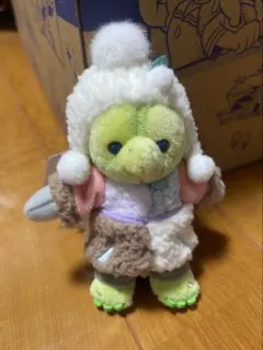 ディズニー　シークレットオブスノーウィーデイ　ダッフィー　ぬいぐるみバッジ