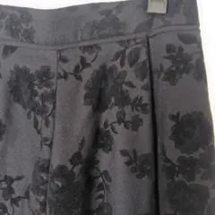 未使用★美品 デビュードフィオレ スカート ブラック 花柄 日本製 38