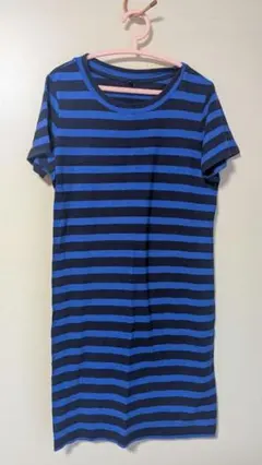 ユニクロ　青と黒のストライプ 半袖ロングTシャツ　UNIQLO　M-L