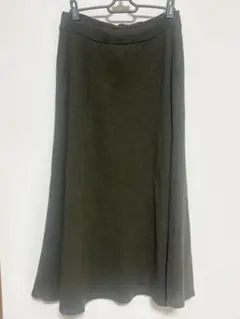 GU フレアスカート オリーブグリーン