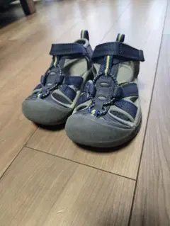 ★KEEN★　キッズ用洗える　ネイビーサンダル　17センチ