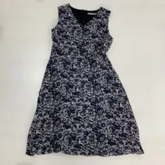 美品❗️theory luxe 花びら柄 ロングワンピース ブラック - メルカリ