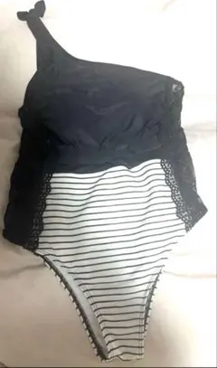 新品 dazzzy ワンショルダー水着 S 黒のサムネイル
