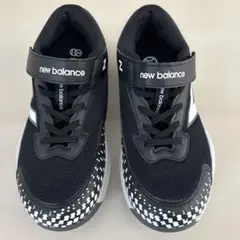 New Balanceテニスシューズ　オールコート　22.5cm