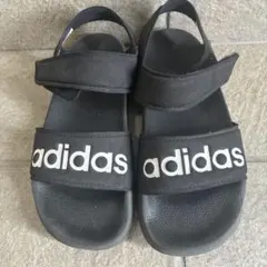 adidas ブラック サンダル ストラップ付き