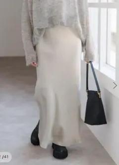 今季＊スピックアンドスパン☆サテンフレアSK